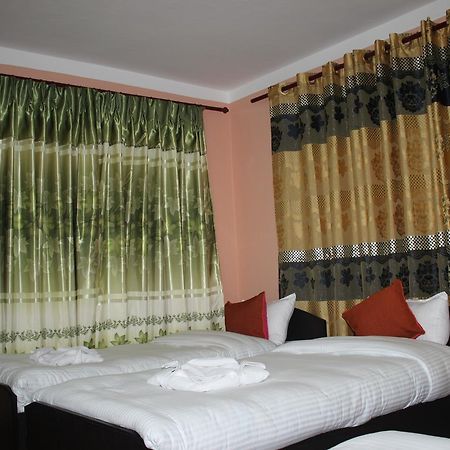 Travellers Dorm Bed & Breakfast Katmandu Kültér fotó