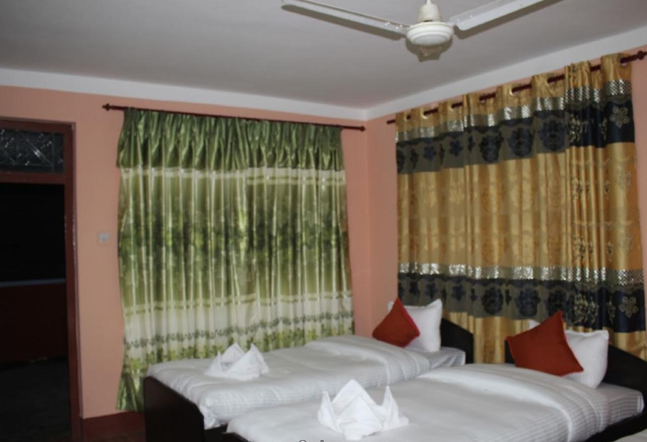 Travellers Dorm Bed & Breakfast Katmandu Kültér fotó