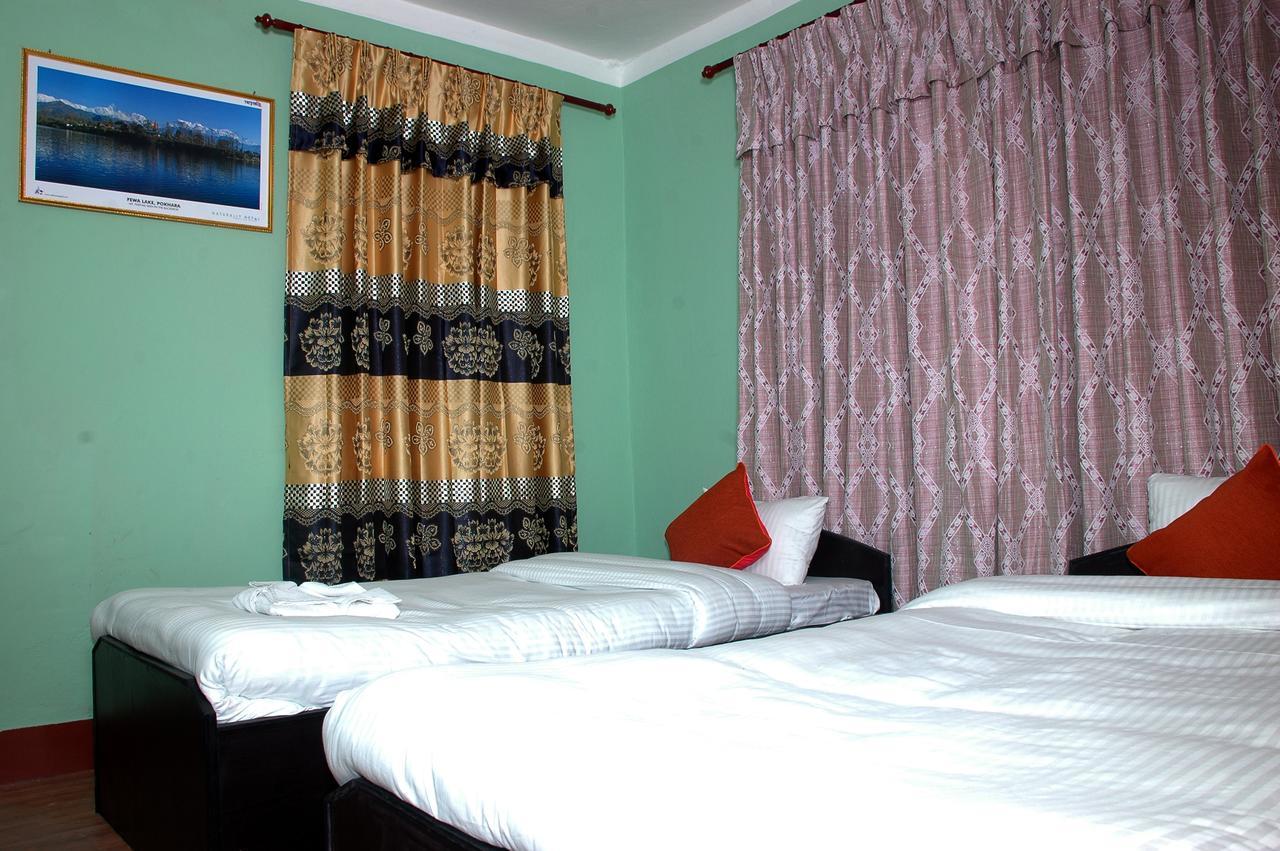 Travellers Dorm Bed & Breakfast Katmandu Kültér fotó
