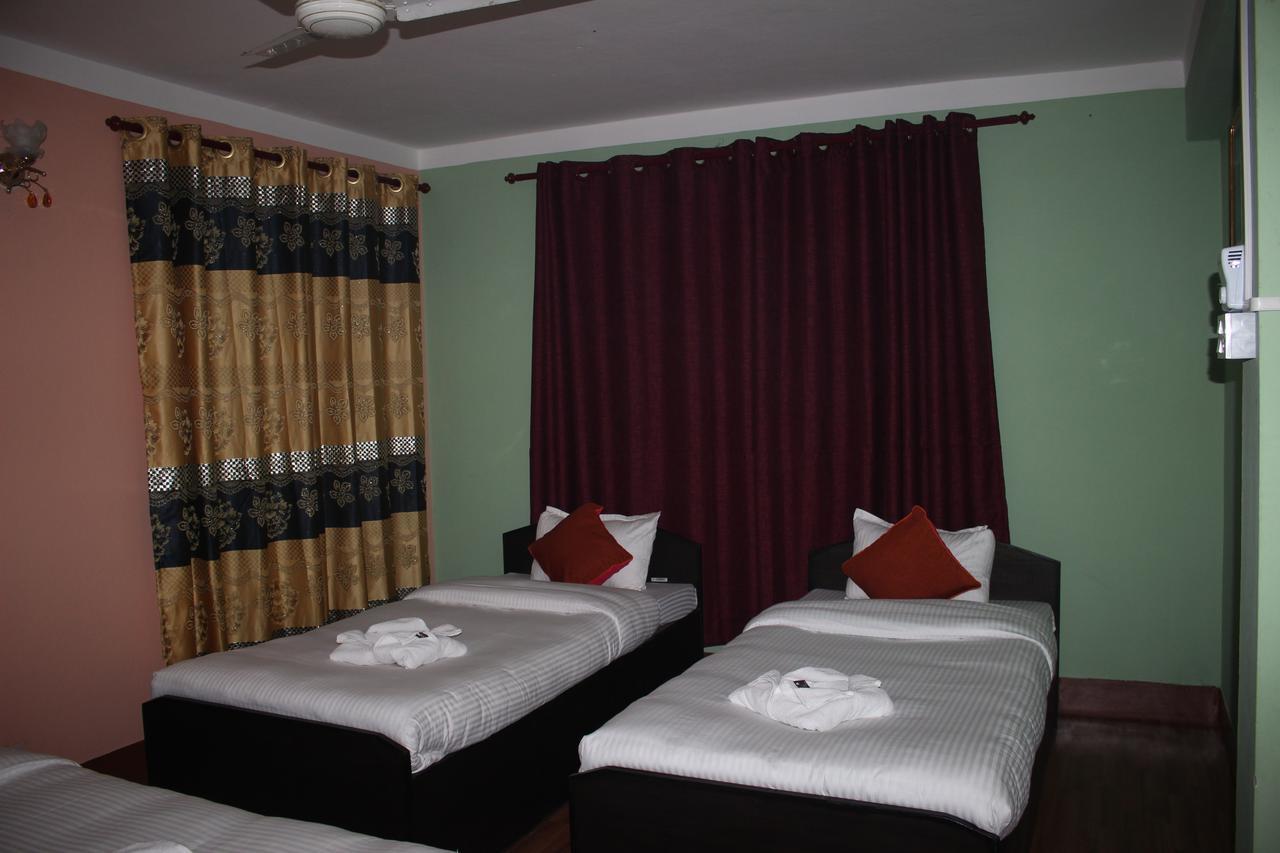 Travellers Dorm Bed & Breakfast Katmandu Kültér fotó