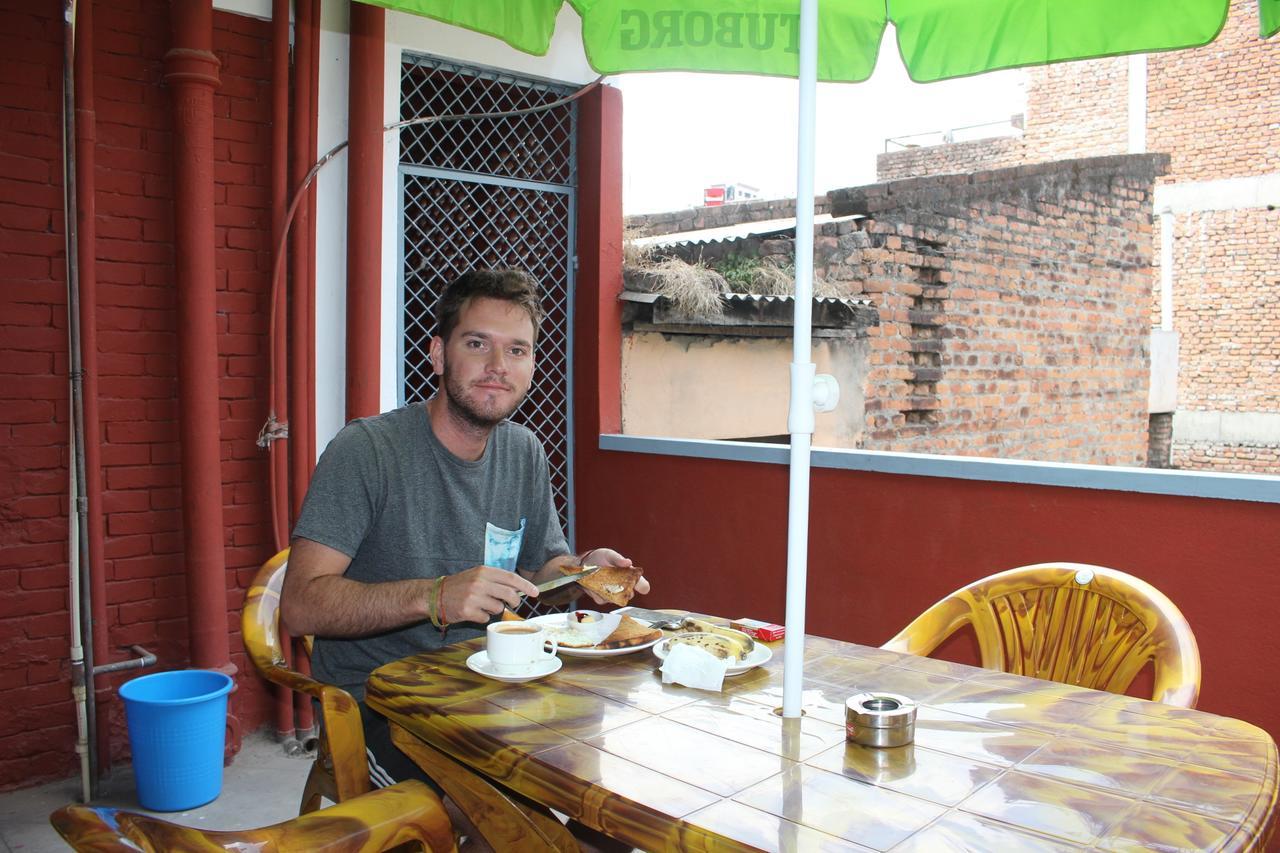 Travellers Dorm Bed & Breakfast Katmandu Kültér fotó